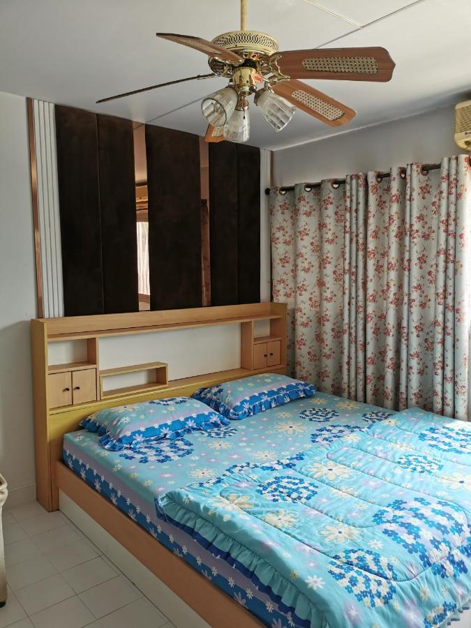 Popular Condo By Jintana Pak Kret Exterior photo